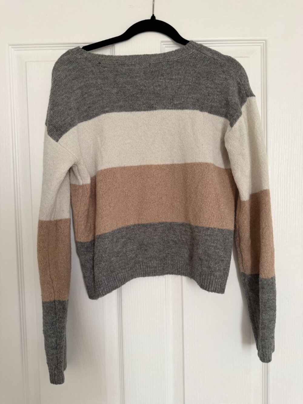 Colorblock Wide-Striped Sweater - Picture 4 of 4